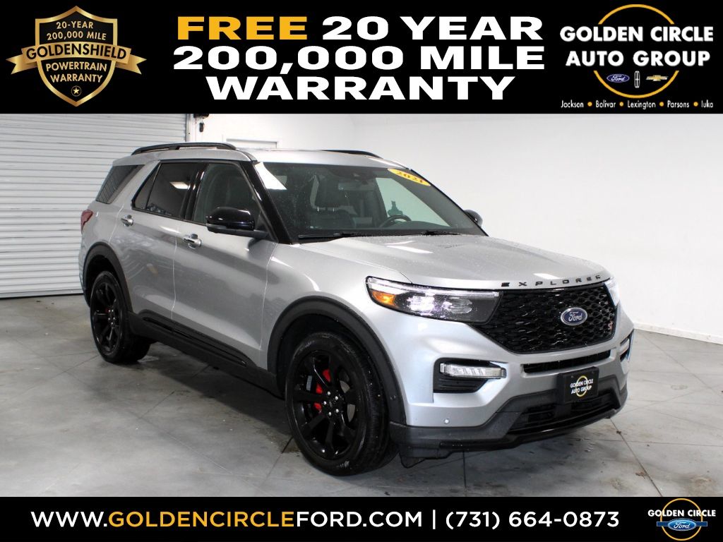 2021 Ford Explorer ST's photo