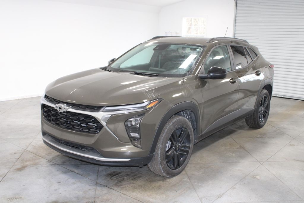 Used 2024 Chevrolet Trax Activ SUV