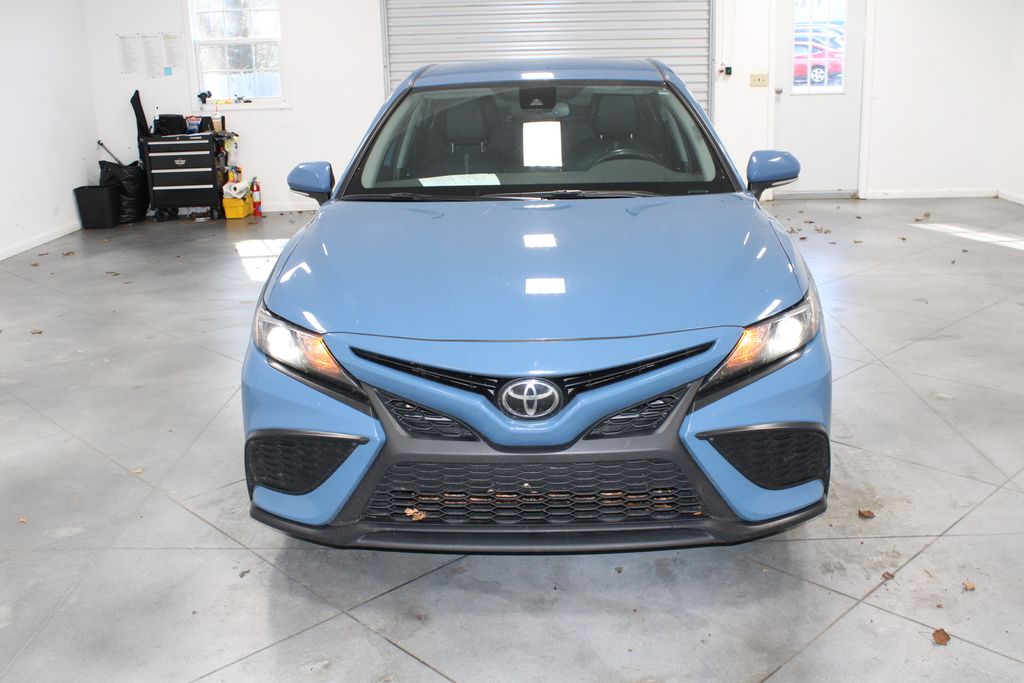 2023 Toyota Camry SE photo 2