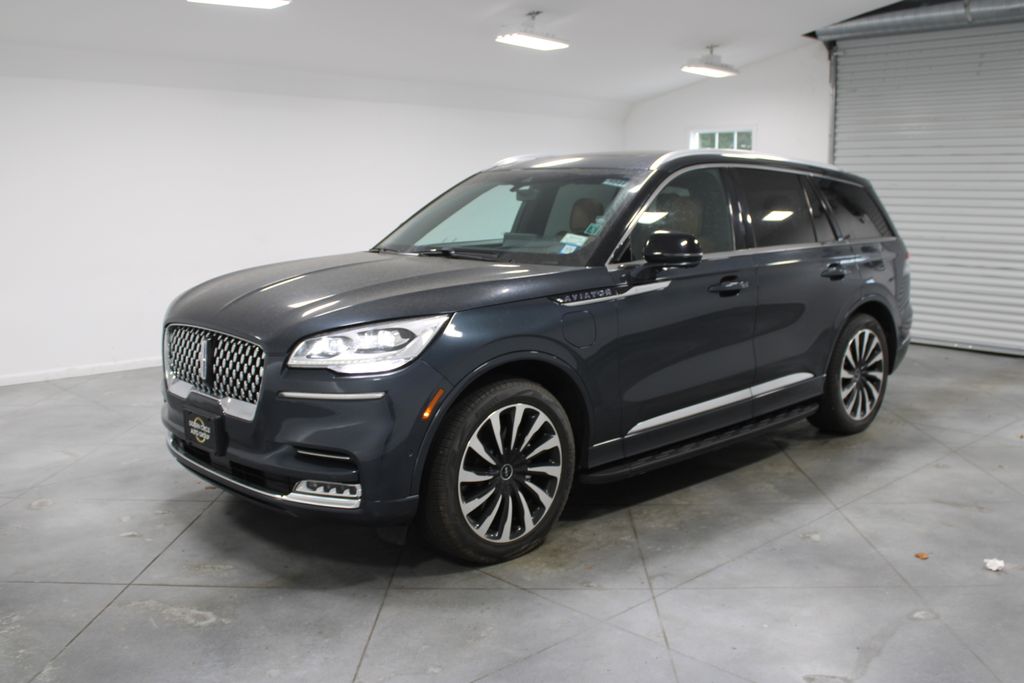 2023 Lincoln Aviator Black Label Grand Touring photo 3