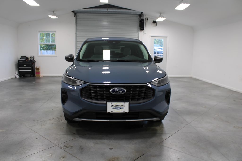2025 Ford Escape Active photo 2