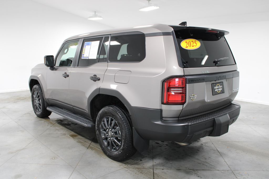 2025 Toyota Land Cruiser 7
