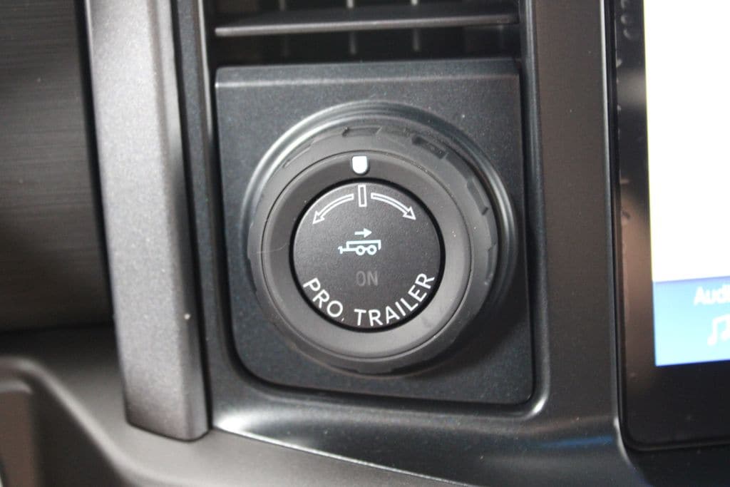 2025 Ford F-150 XLT - Photo 44