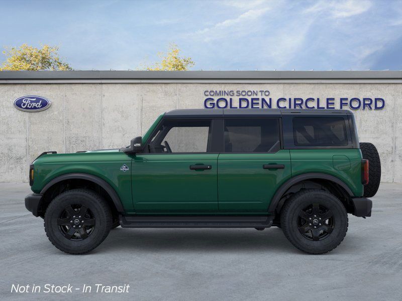 2025 Ford Bronco Outer Banks photo 4