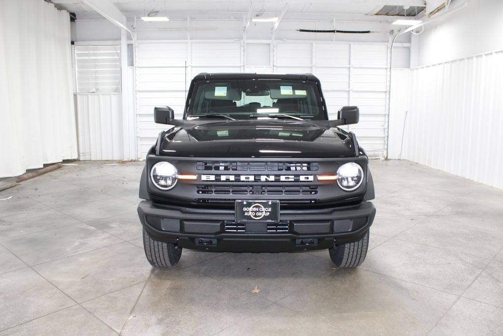 New 2025 Ford Bronco Base SUV