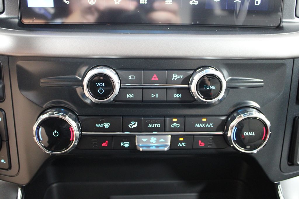 2025 Ford F-150 XLT - Photo 46