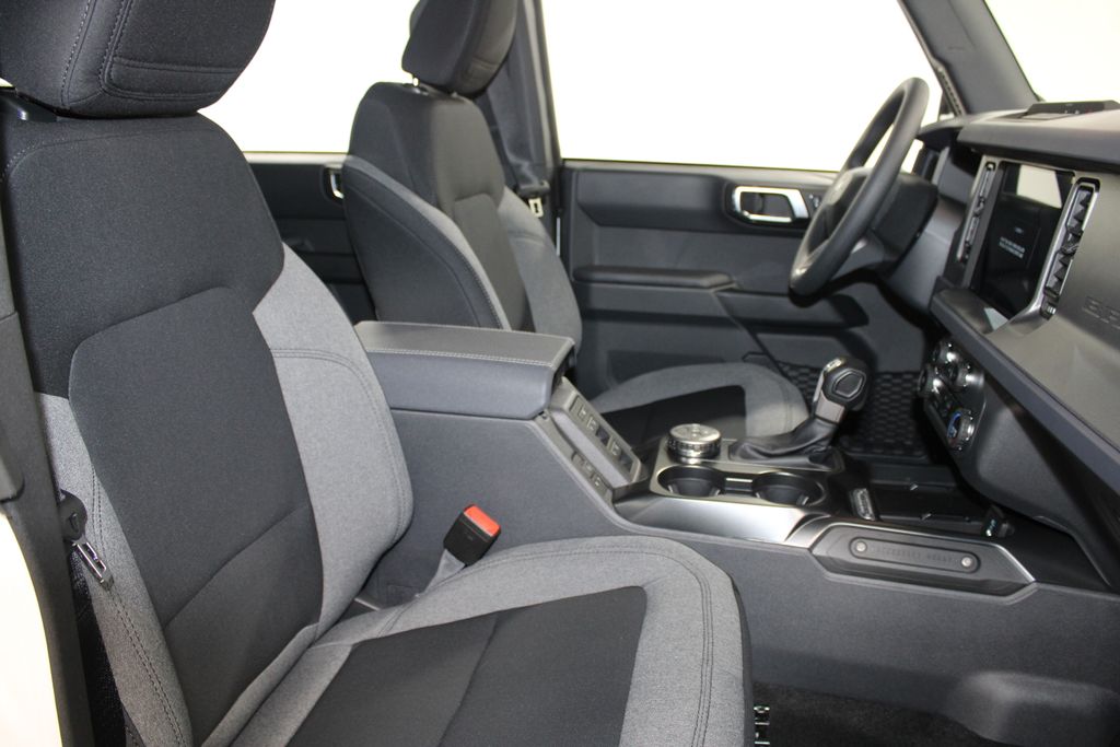 2025 Ford Bronco 4-Door Base - Photo 22