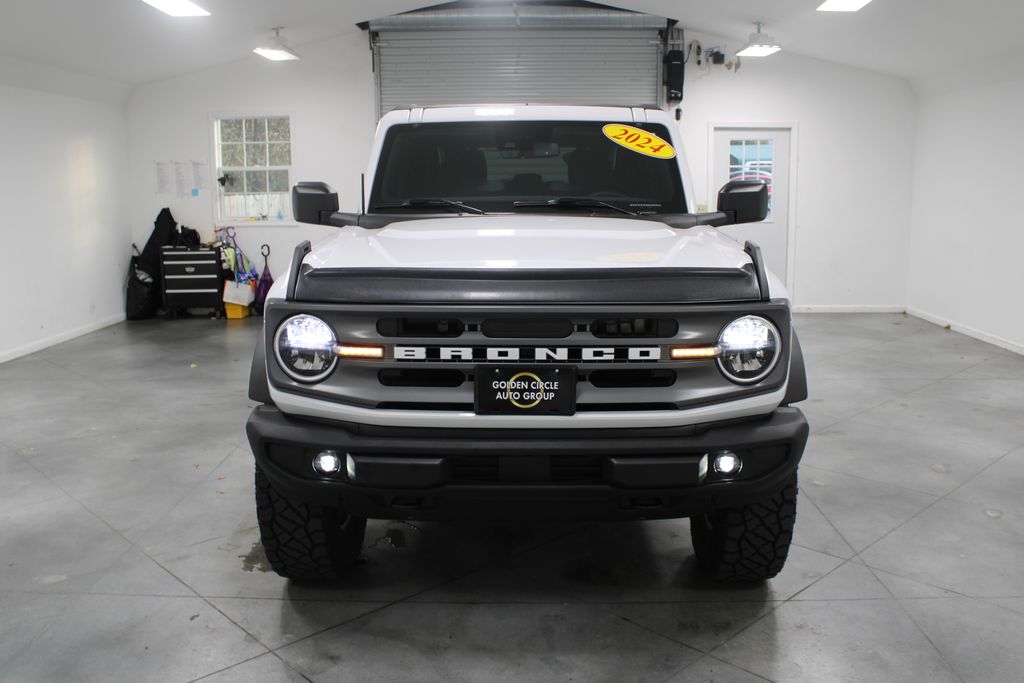 2024 Ford Bronco Big Bend photo 2