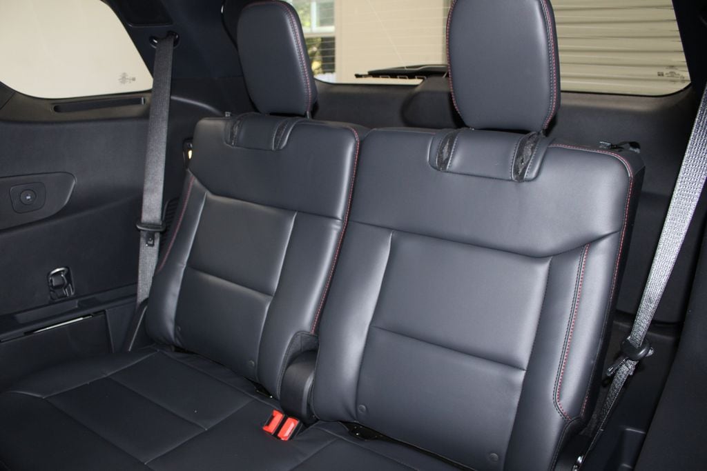 2026 Ford Explorer ST - Photo 26