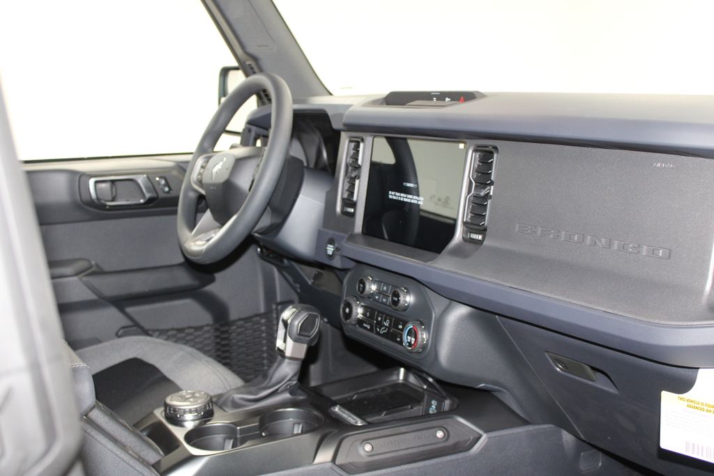 2025 Ford Bronco 4-Door Base - Photo 25