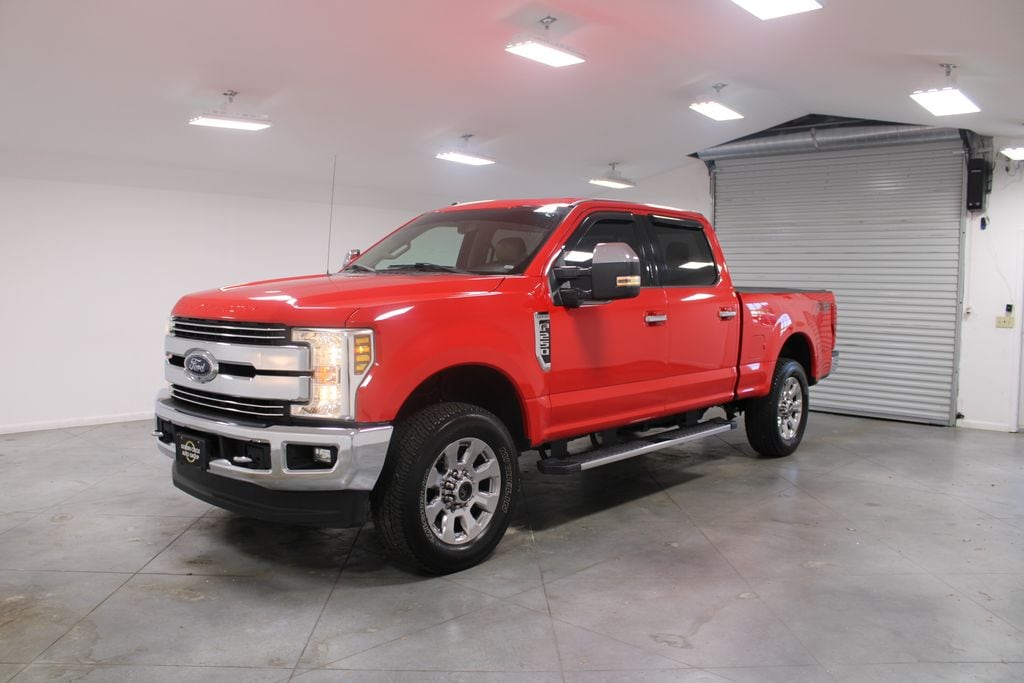 Used 2018 Ford F-250SD Lariat Truck