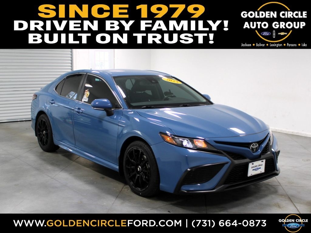 Used 2023 Toyota Camry SE Sedan