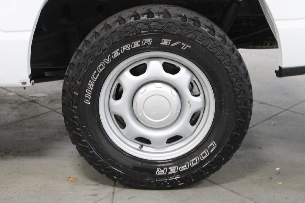 2023 Ford F-150 XL - Photo 17