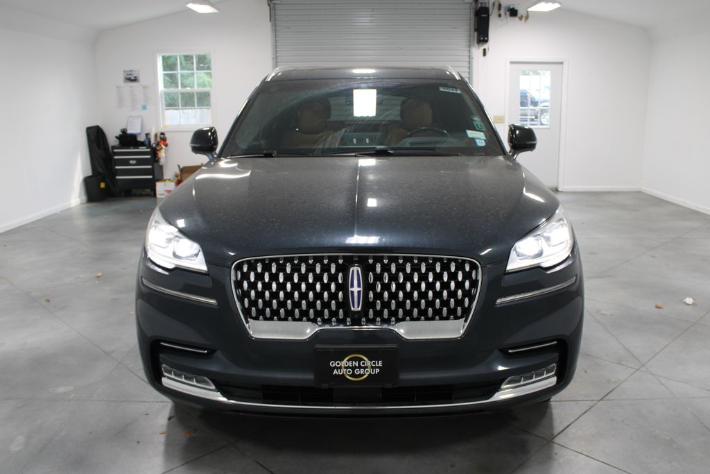2023 Lincoln Aviator Black Label Grand Touring photo 2
