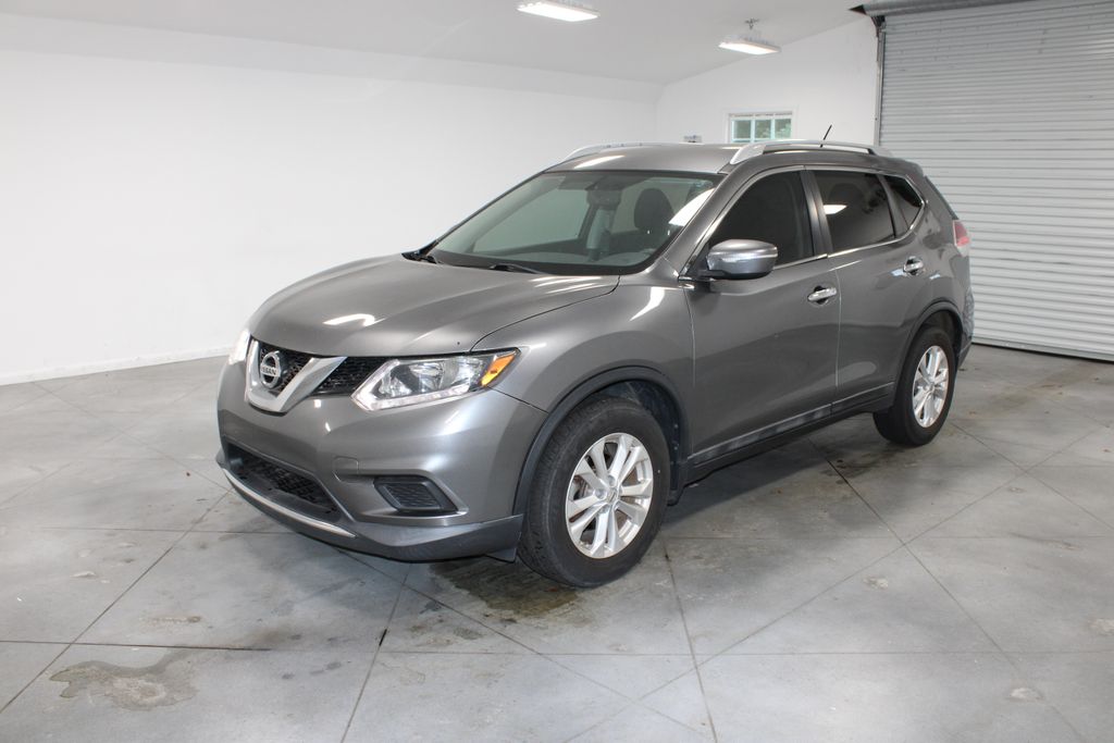 2014 Nissan Rogue SV photo 3