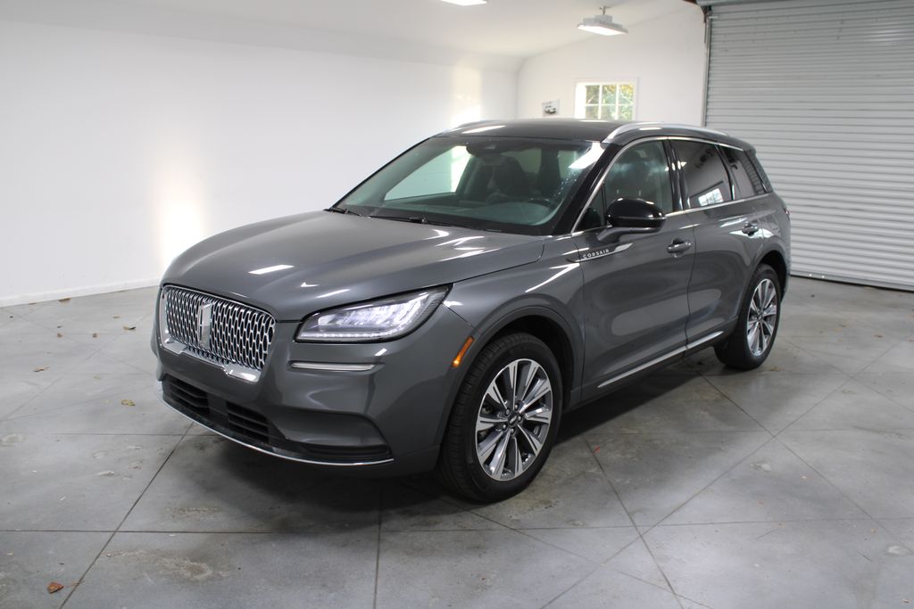 2022 Lincoln Corsair Reserve photo 3