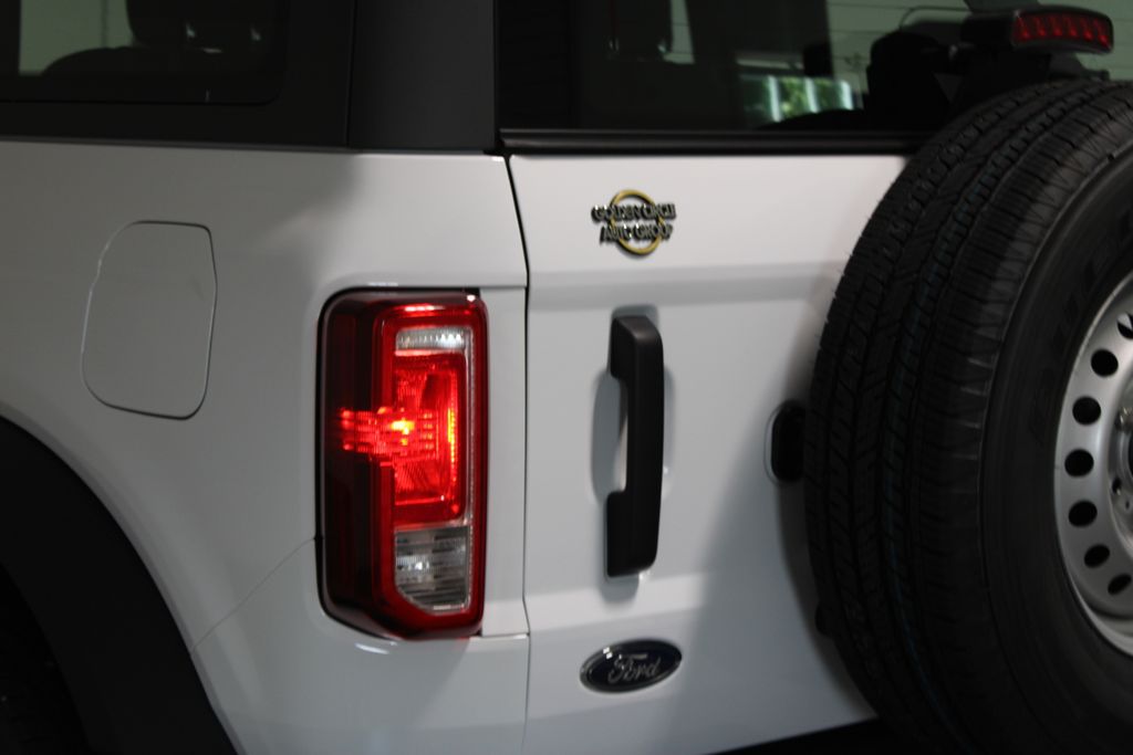 2025 Ford Bronco 4-Door Base - Photo 45