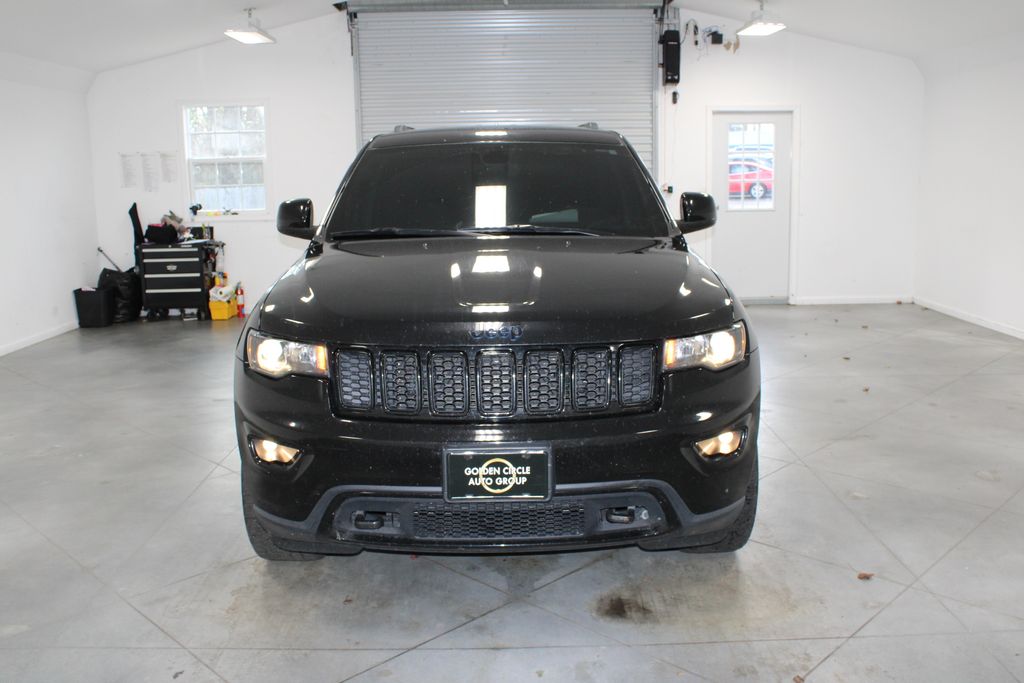 2019 Jeep Grand Cherokee Upland photo 2