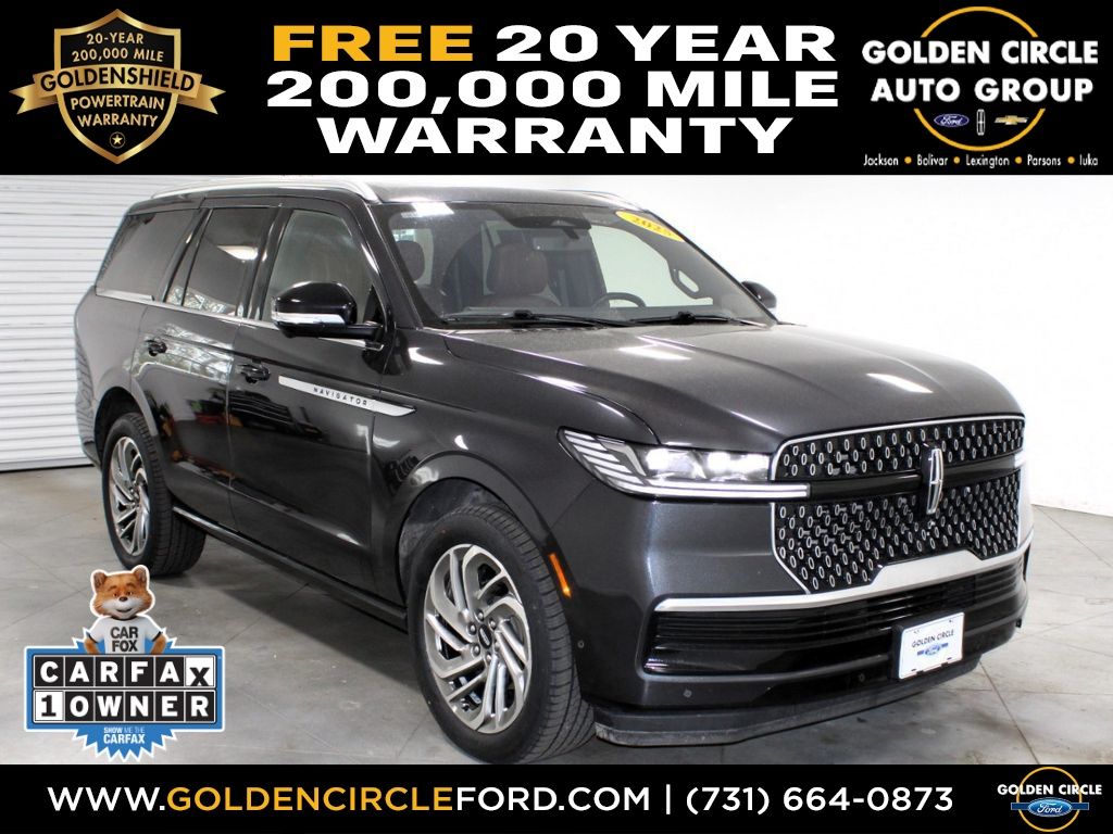 2025 Lincoln Navigator Reserve 4WD's photo