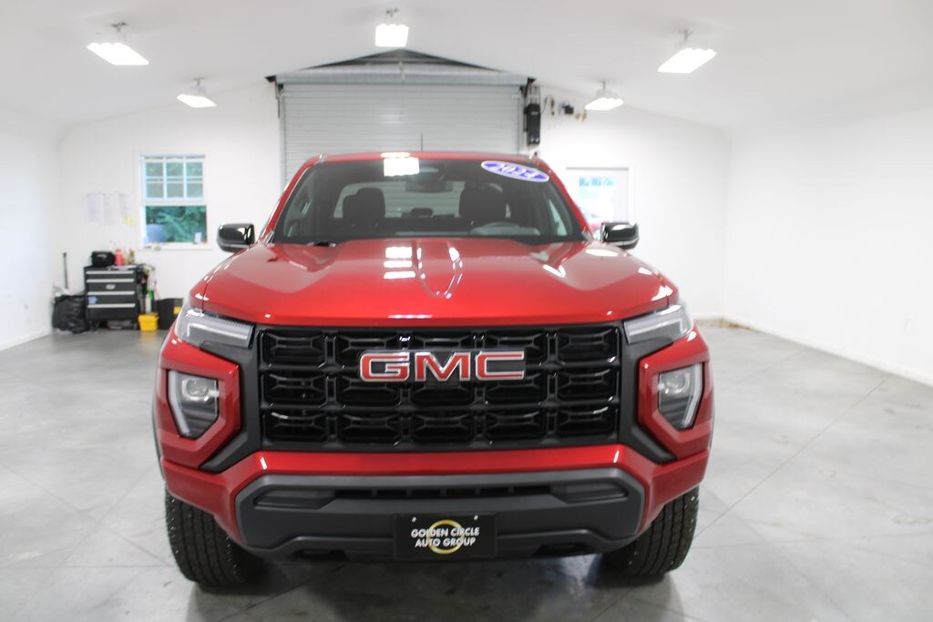 Used 2024 GMC Canyon Elevation Truck