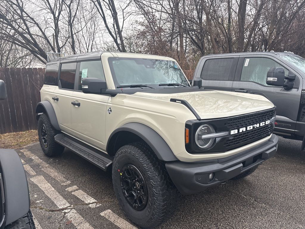 2025 Ford Bronco 4-Door Outer Banks's photo