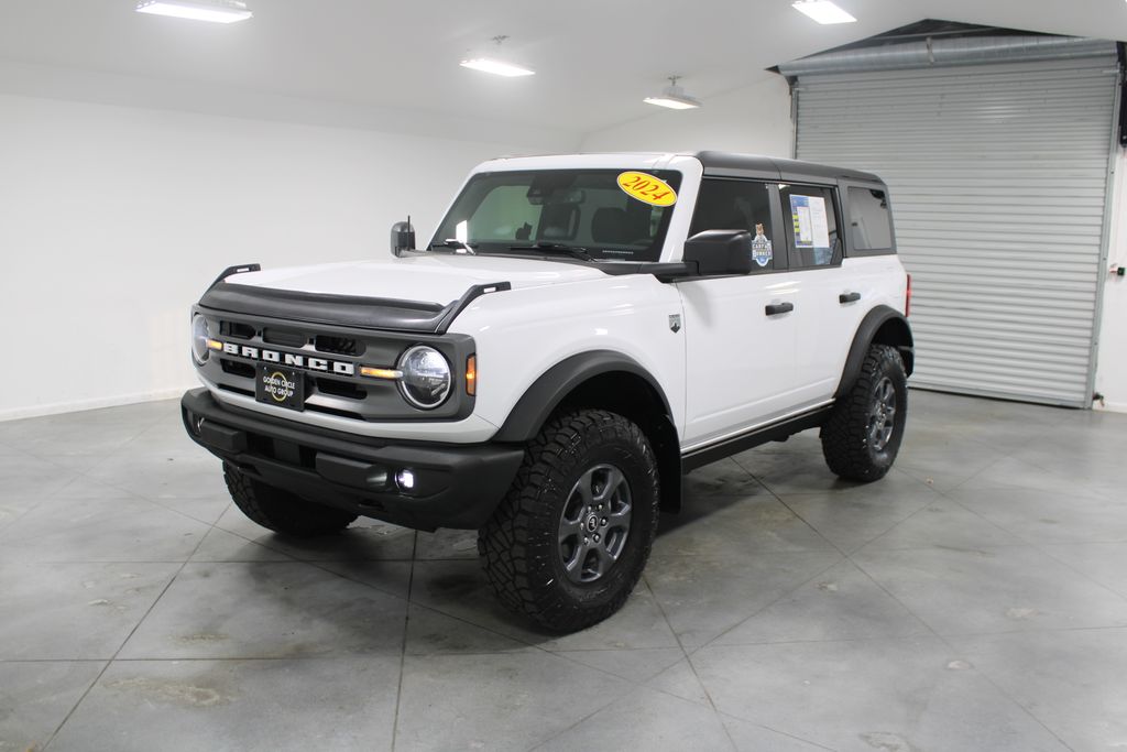 2024 Ford Bronco Big Bend photo 3