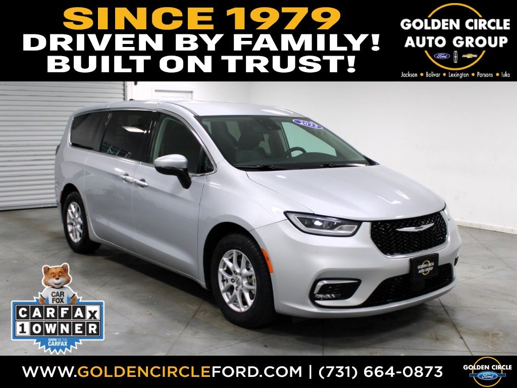 2023 Chrysler Pacifica Touring L