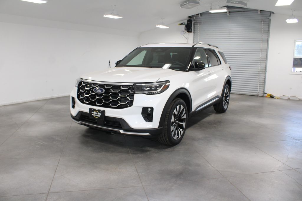 2025 Ford Explorer Platinum photo 3