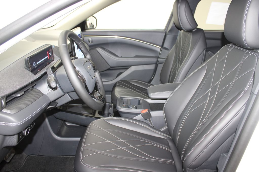 2025 Ford Mustang Mach-E Select - Photo 20