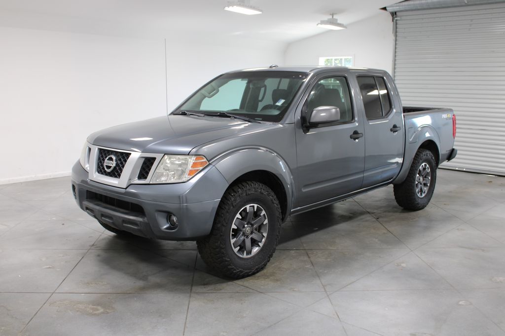 2018 Nissan Frontier PRO-4X photo 3