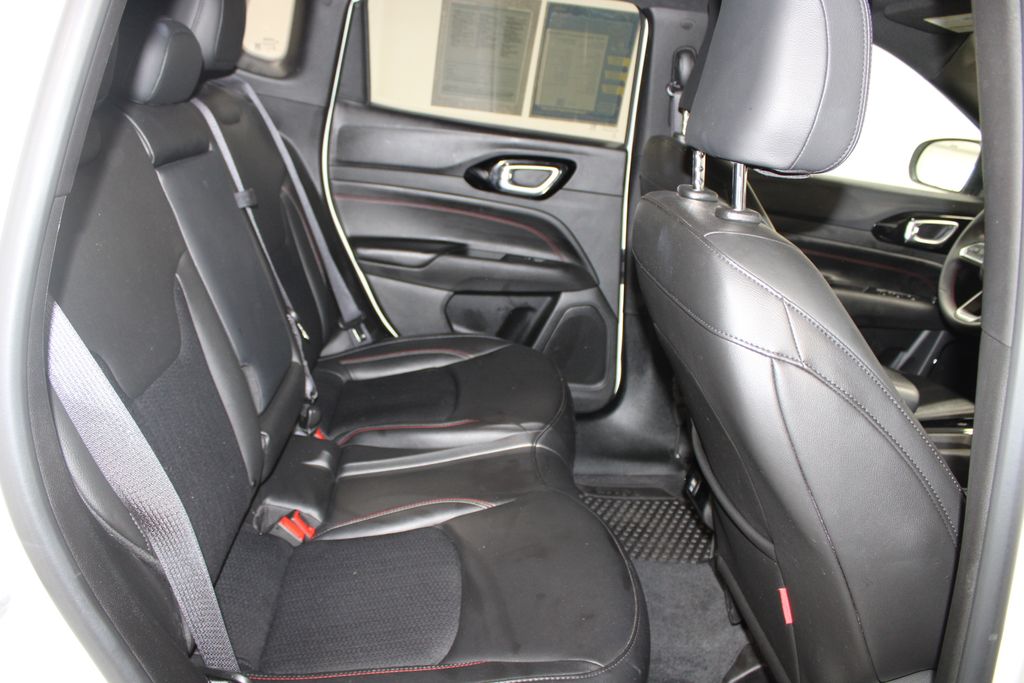 2025 Jeep Compass Trailhawk - Photo 28