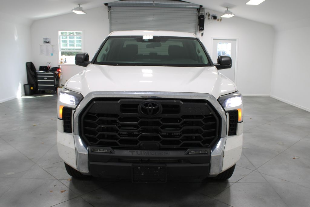 2023 Toyota Tundra SR5 photo 2