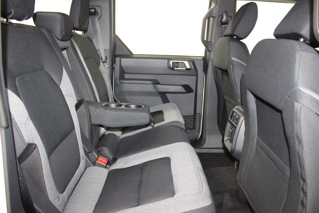 2025 Ford Bronco 4-Door Base - Photo 26