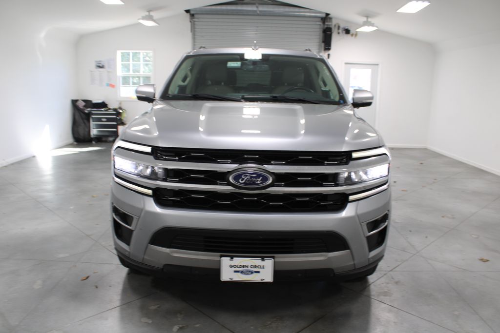 2024 Ford Expedition MAX Limited photo 2