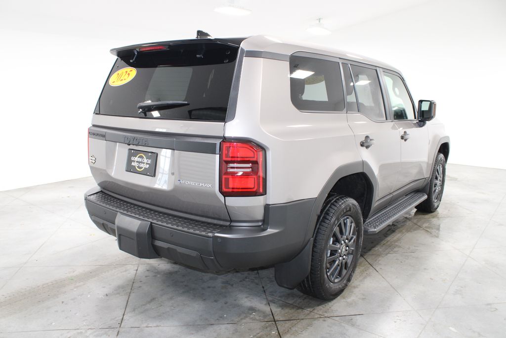 2025 Toyota Land Cruiser 9
