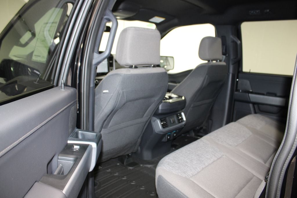 2025 Ford F-150 XLT - Photo 29