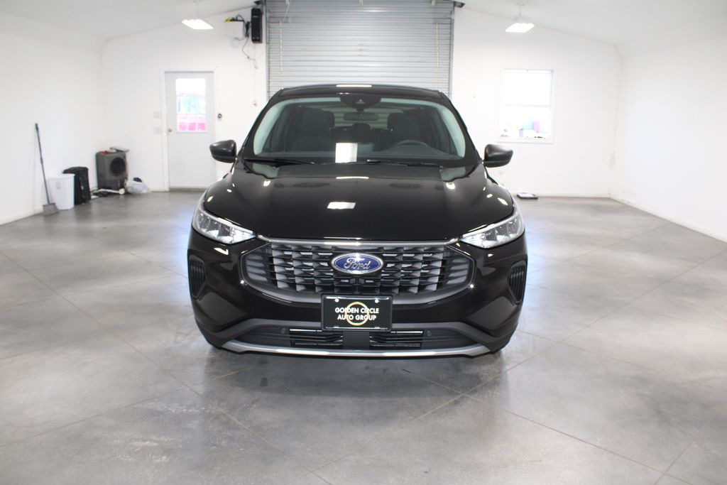 2025 Ford Escape Active photo 2