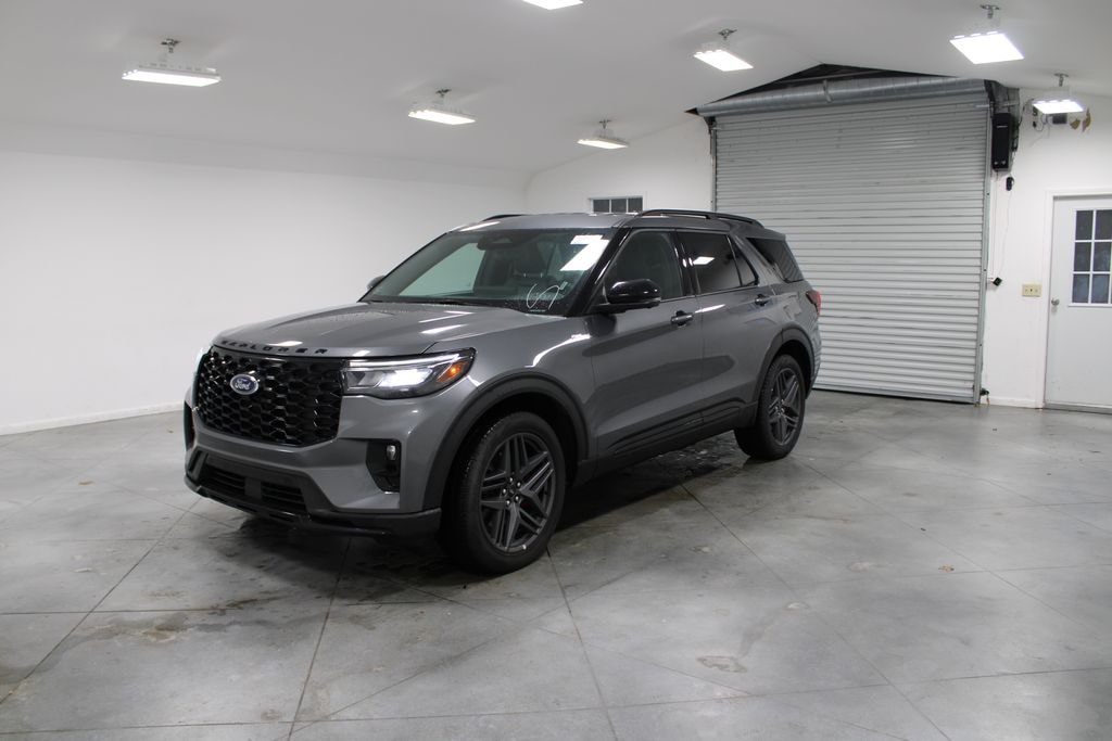 Used 2025 Ford Explorer ST-Line SUV