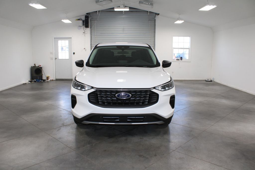 2025 Ford Escape Active photo 2