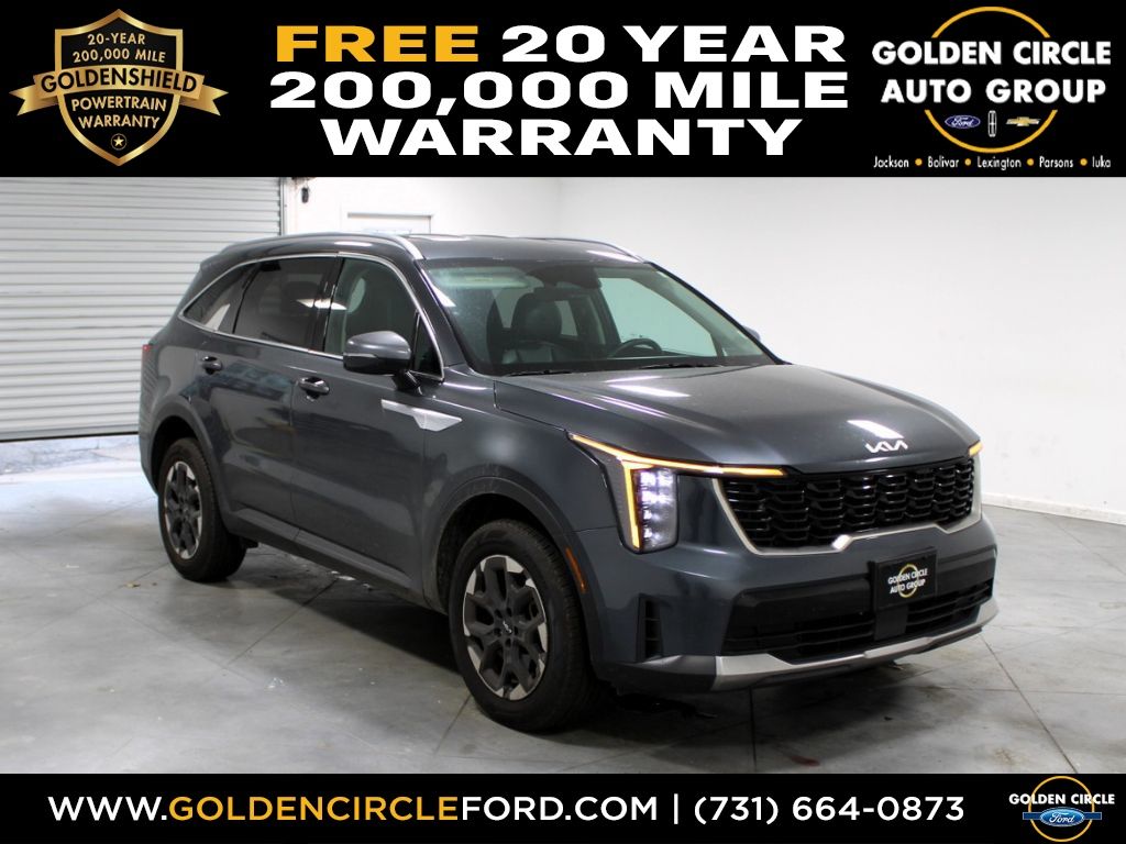 2024 Kia Sorento S's photo