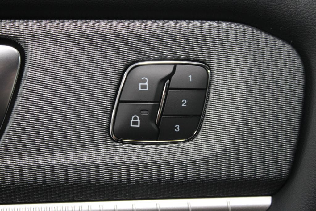 2026 Ford Explorer ST-Line - Photo 42
