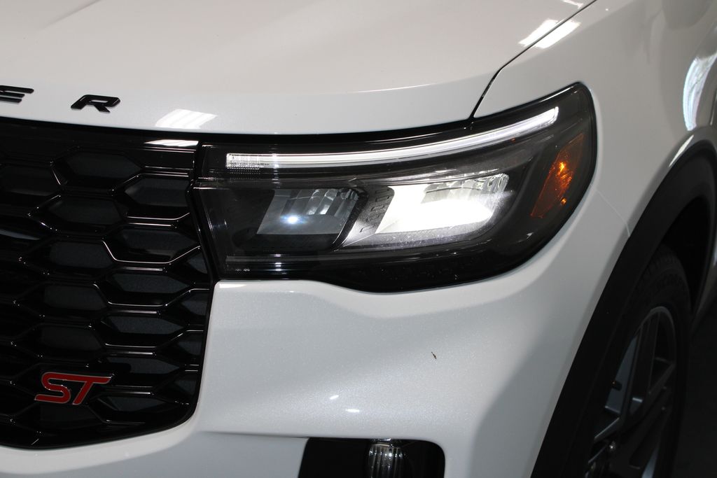 2026 Ford Explorer ST - Photo 63