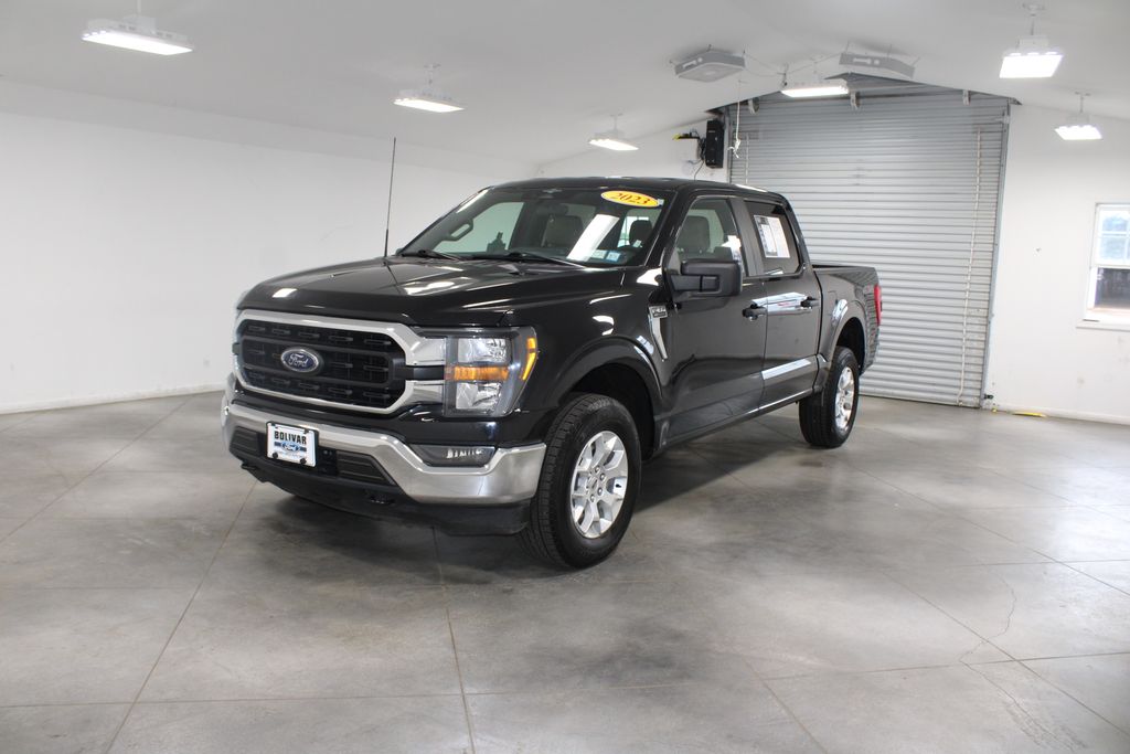 2023 Ford F-150 XLT photo 3
