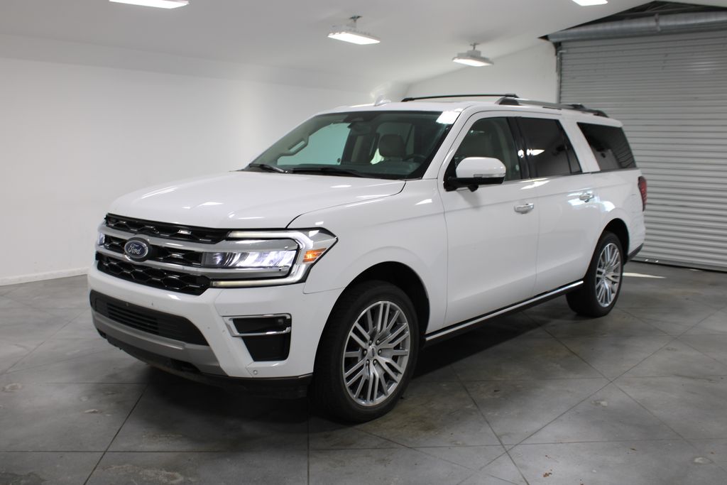 2023 Ford Expedition MAX Limited photo 3
