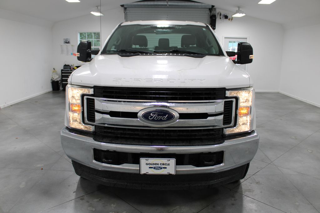 2019 Ford F-250 photo 2