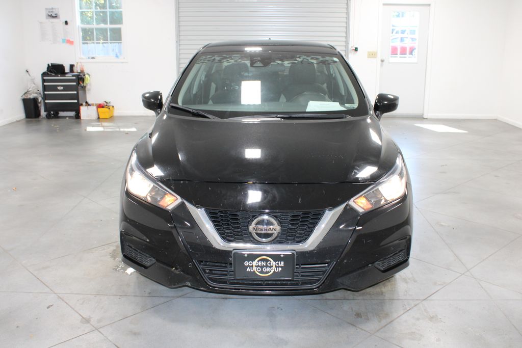 2022 Nissan Versa 1.6 SV photo 2