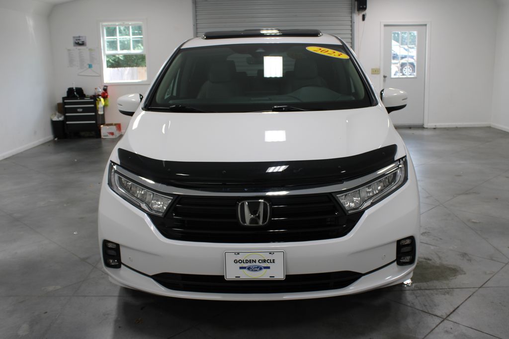 2023 Honda Odyssey Elite photo 2