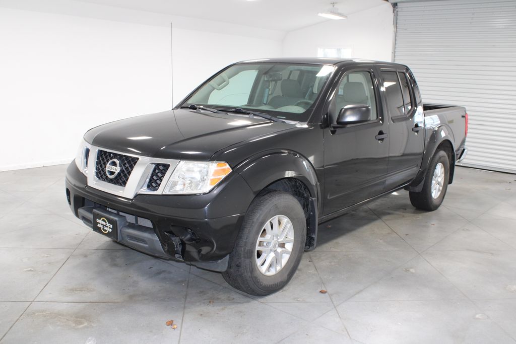 2019 Nissan Frontier SV photo 3