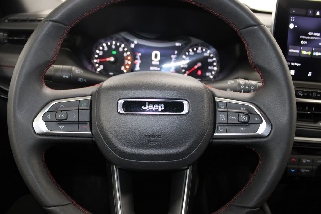 2025 Jeep Compass Trailhawk - Photo 32