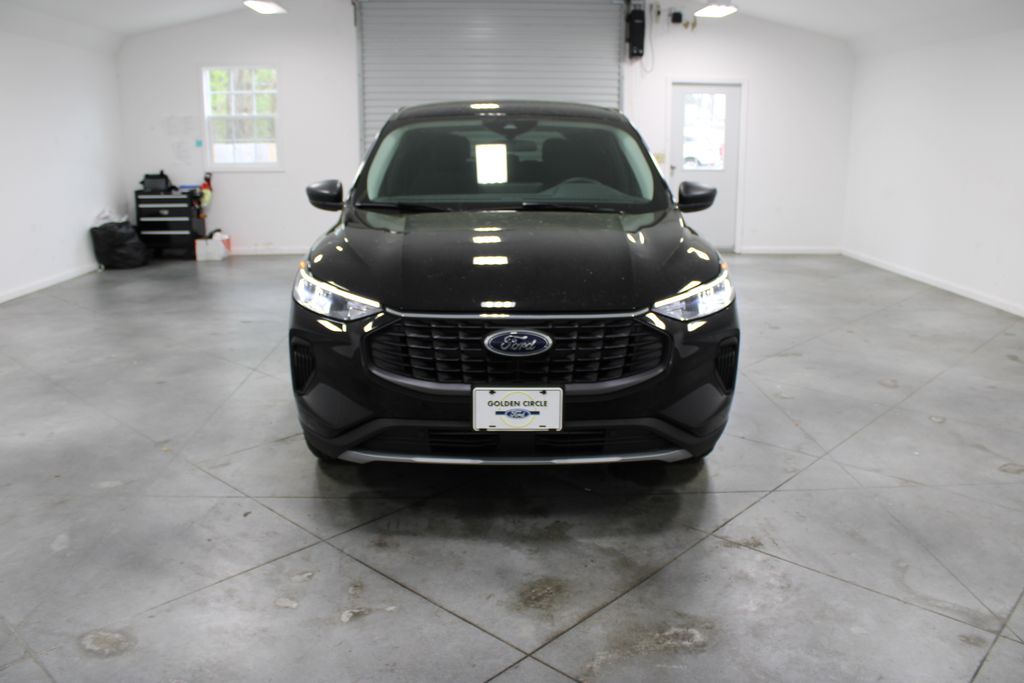 2025 Ford Escape Active photo 2